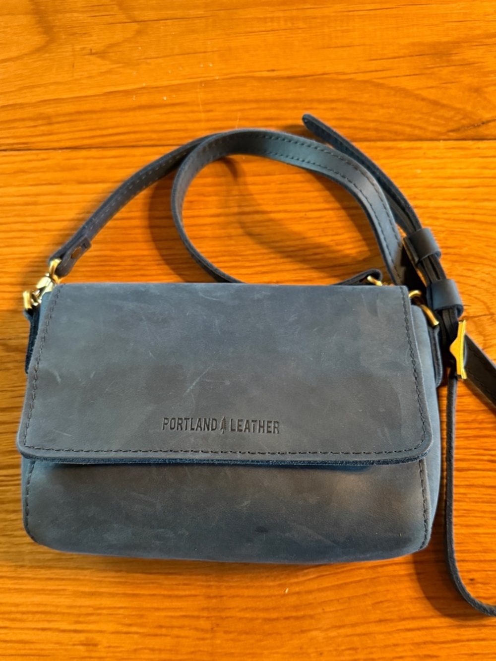 Portland Leather Blue Crossbody Bag Metro Mini